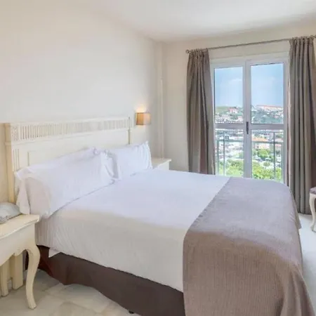 Ξενοδοχείο Gran 4*